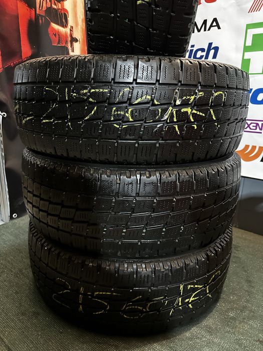 215/60 R17C 104/102T - Toyo H09 M+S DOAR 2 BUC RAMASE Oferta