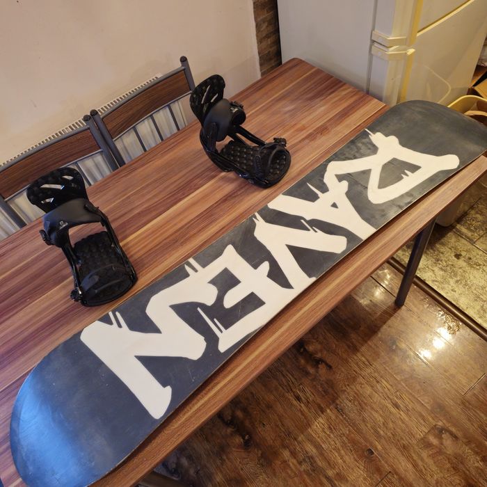 Placa Snowboard Raven 156W cm cu legaturi Salomon L