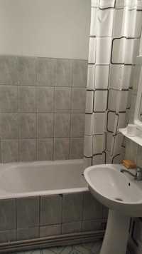 Ofer spre inchiriere apartament 3 camere in Pitesti, cartier trivale