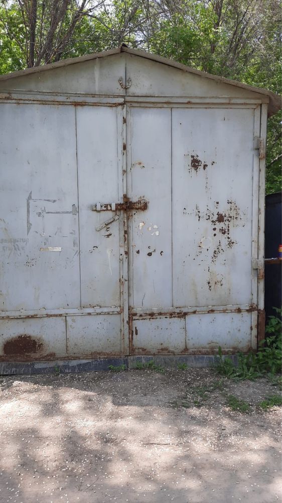 Гараж под Газель и машину