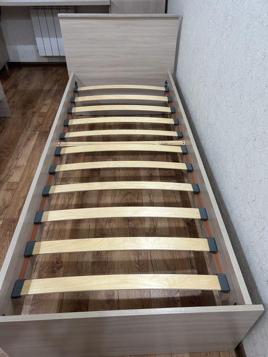 Продам кровать  2шт.