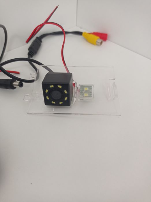 Camera auto  spate  navigație