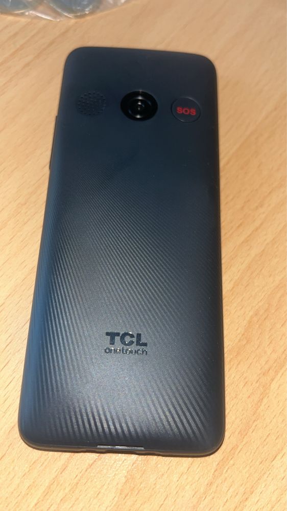 Телефон TCL onetouch 4042S