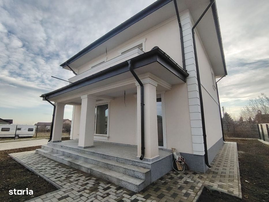 Casa cu 4 camere, intabulata, Miroslava