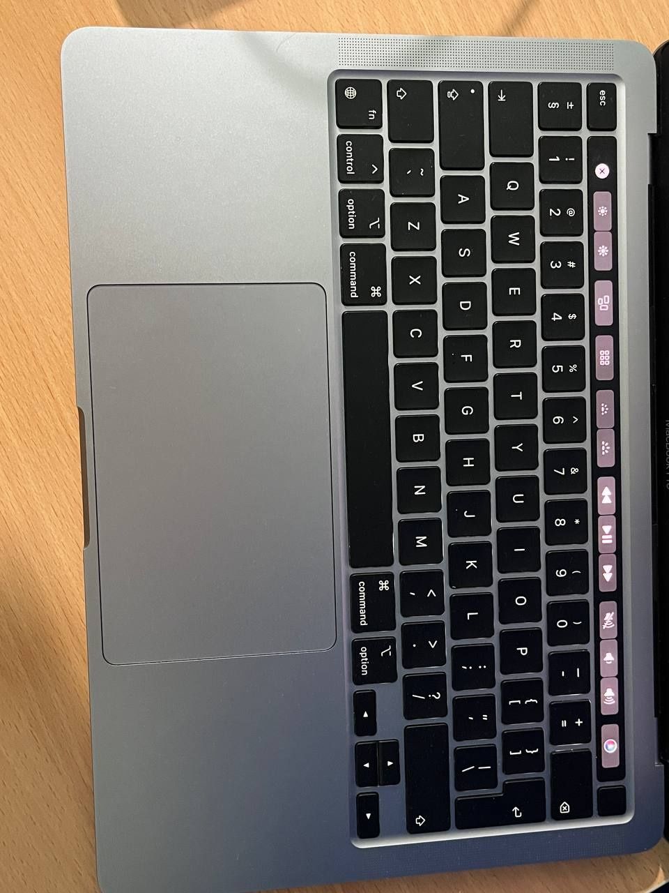 MacBook Pro M1 в отличном состоянии