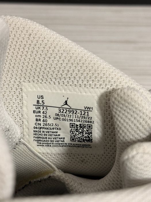 Jordan 6 Rings (marimea 42)