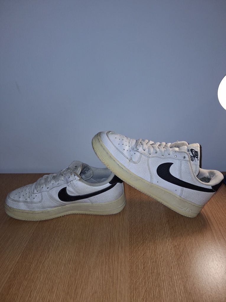 Nike Air Force 1 (Alb-Negru) 40,5