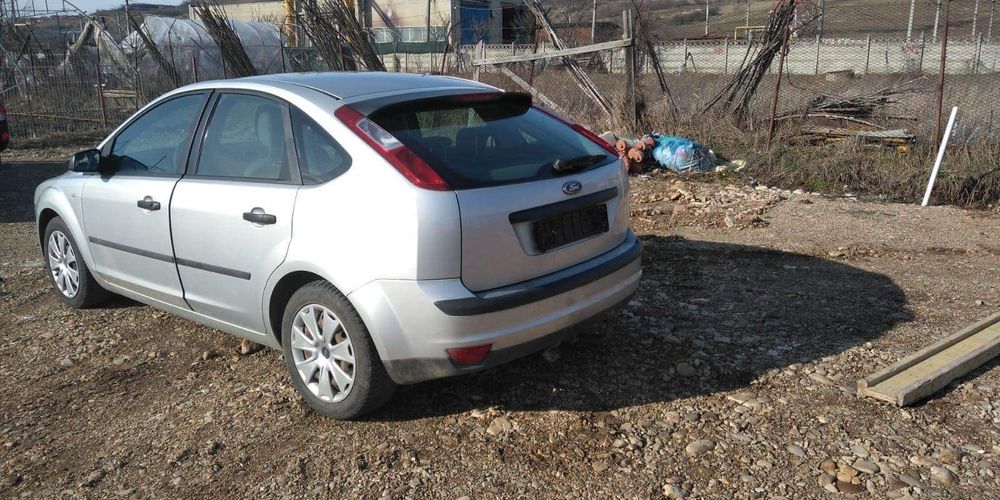 Vând Ford focus 1.8 Diesel