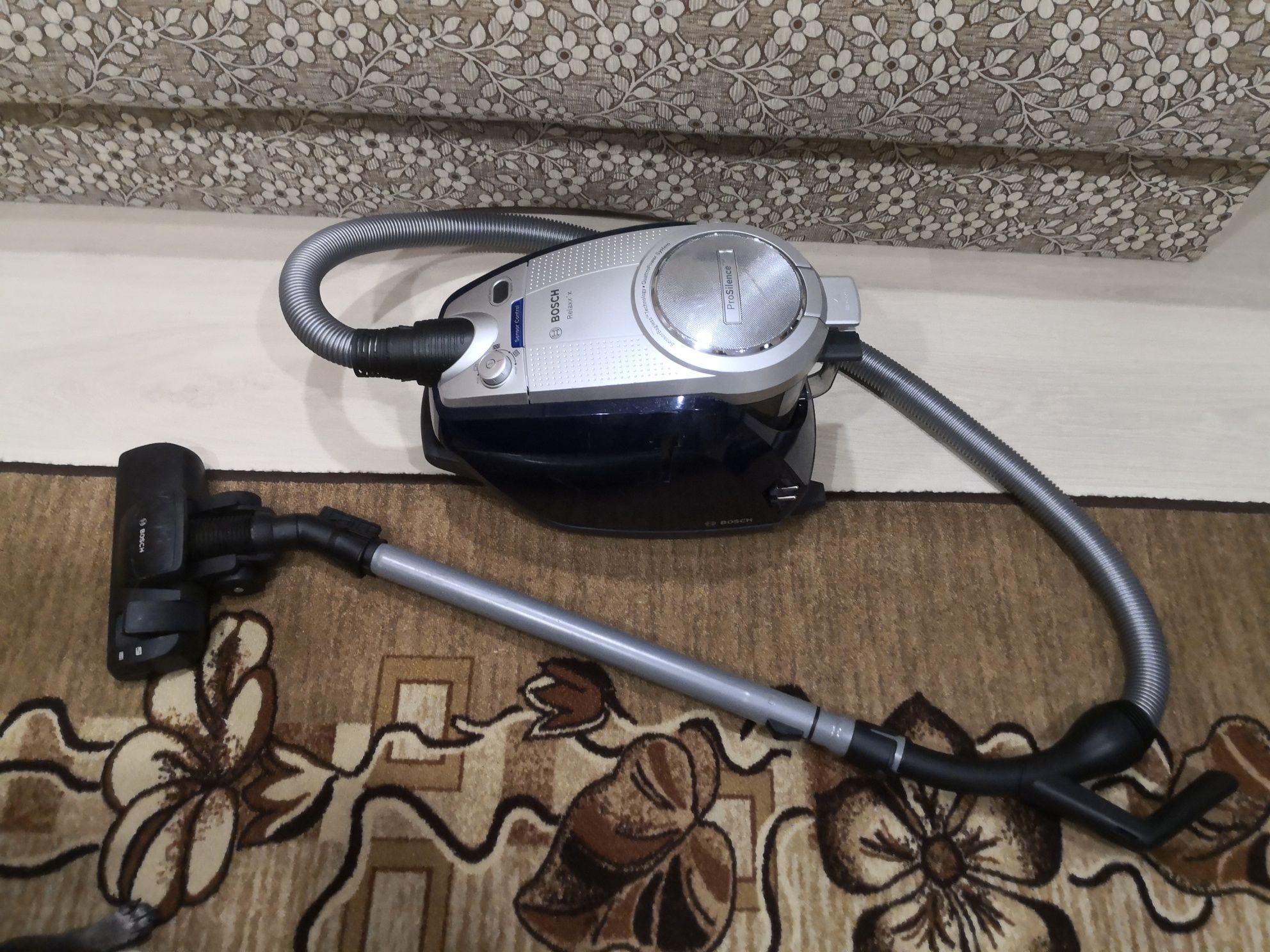 Прахосмукачка BOSCH Relaxx'x ProSilence plus