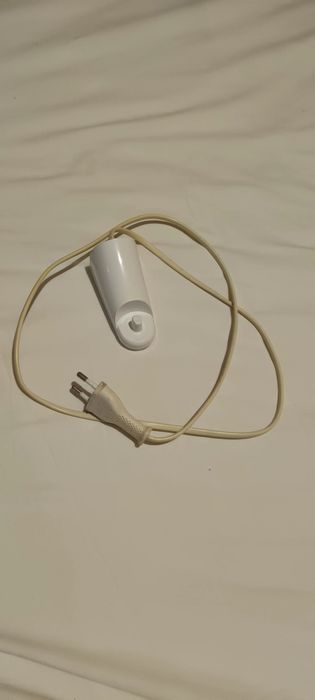 Incarcator original periuta electrica oral b