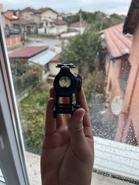 Продавам бързомер Avengers X2 Compact Red Dot Sight 20мм