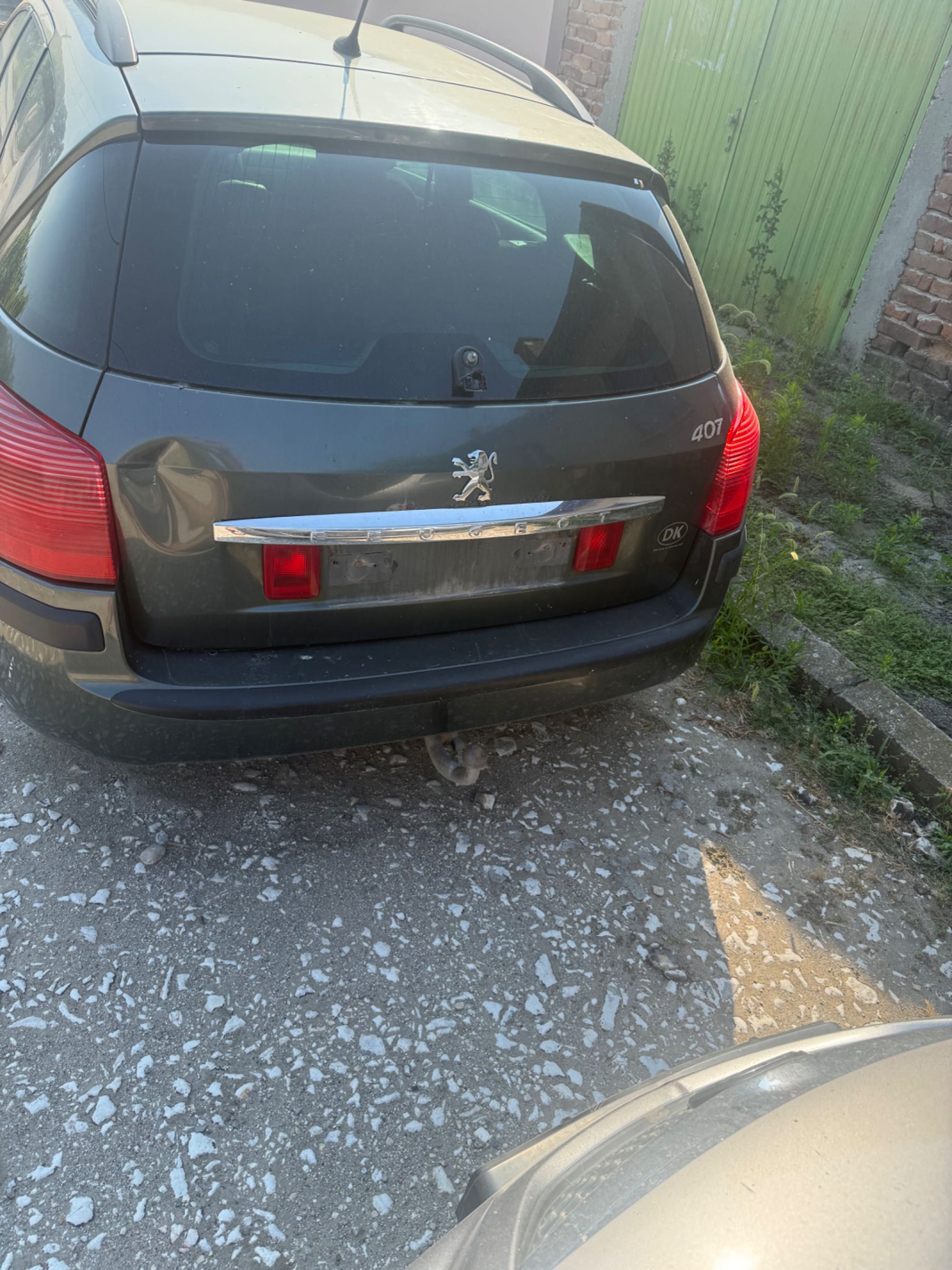 Пежо 407 2.0 бензин за части