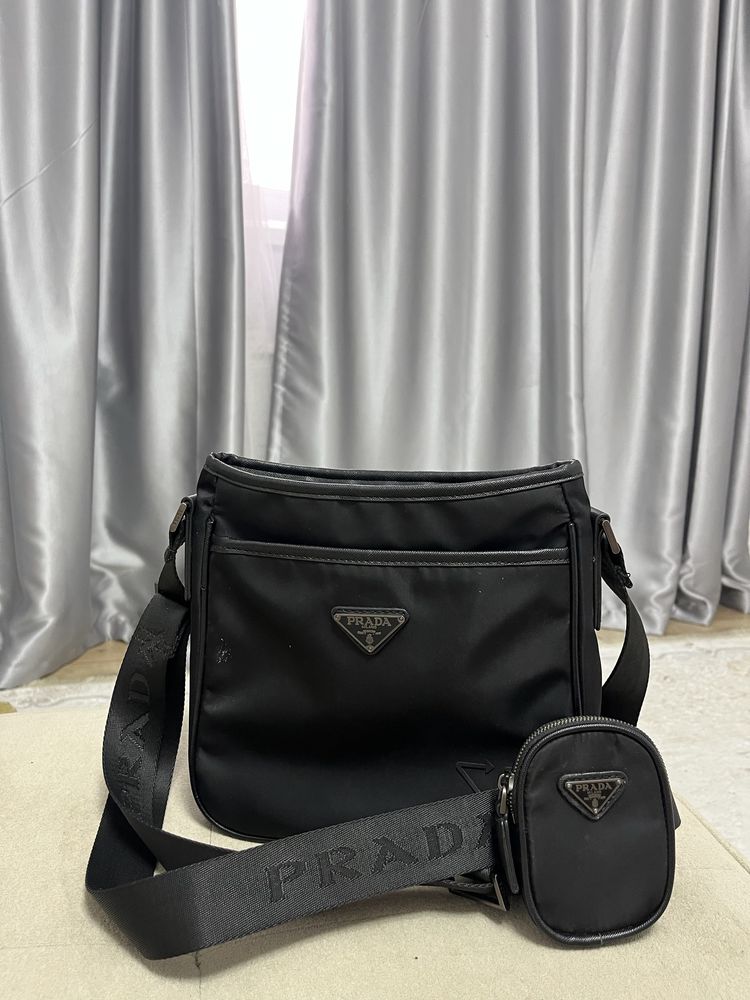 Барсетка prada люкс качества.