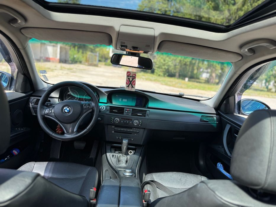 Продавам се BMW 330xd