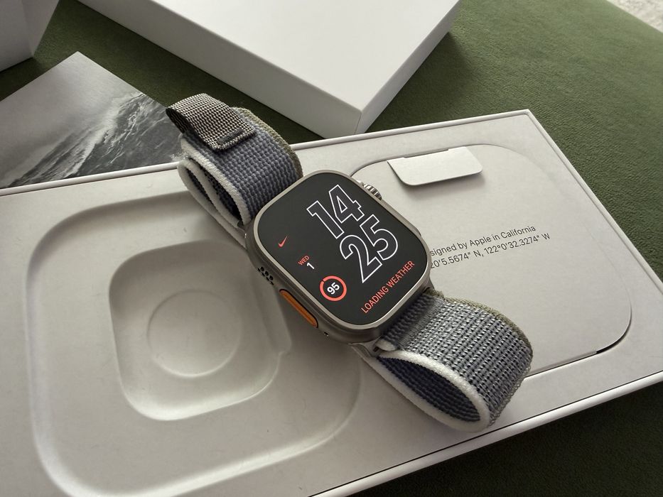 Vand Apple Watch Ultra 2, impecabil, ca nou, in cutie