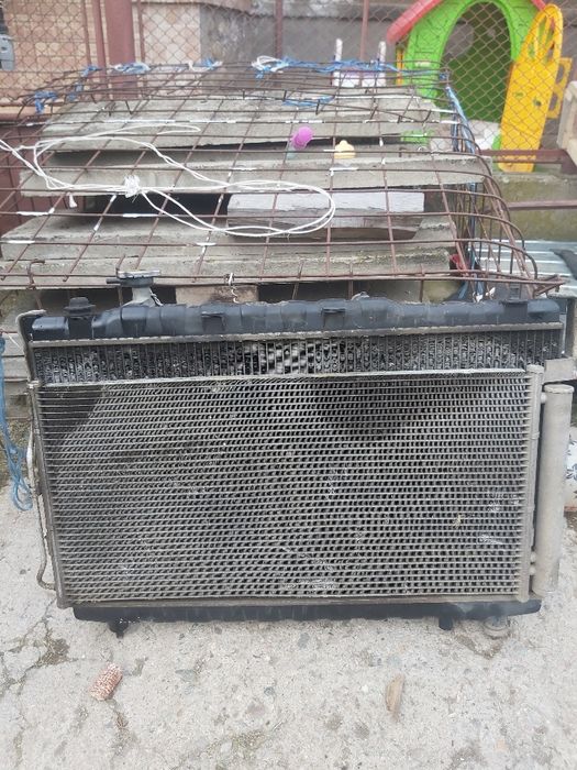 Vand piese Hyundai Sânta Fe 2004