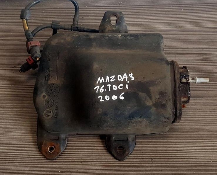 Rezervor aditiv punte spate Mazda 3 / Focus 2 / C-Max