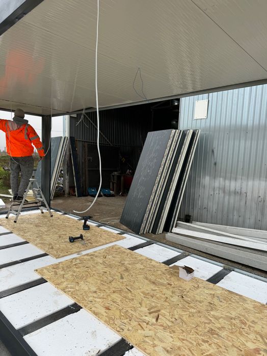 Container modular 6/2,4 cu panou de 6cm