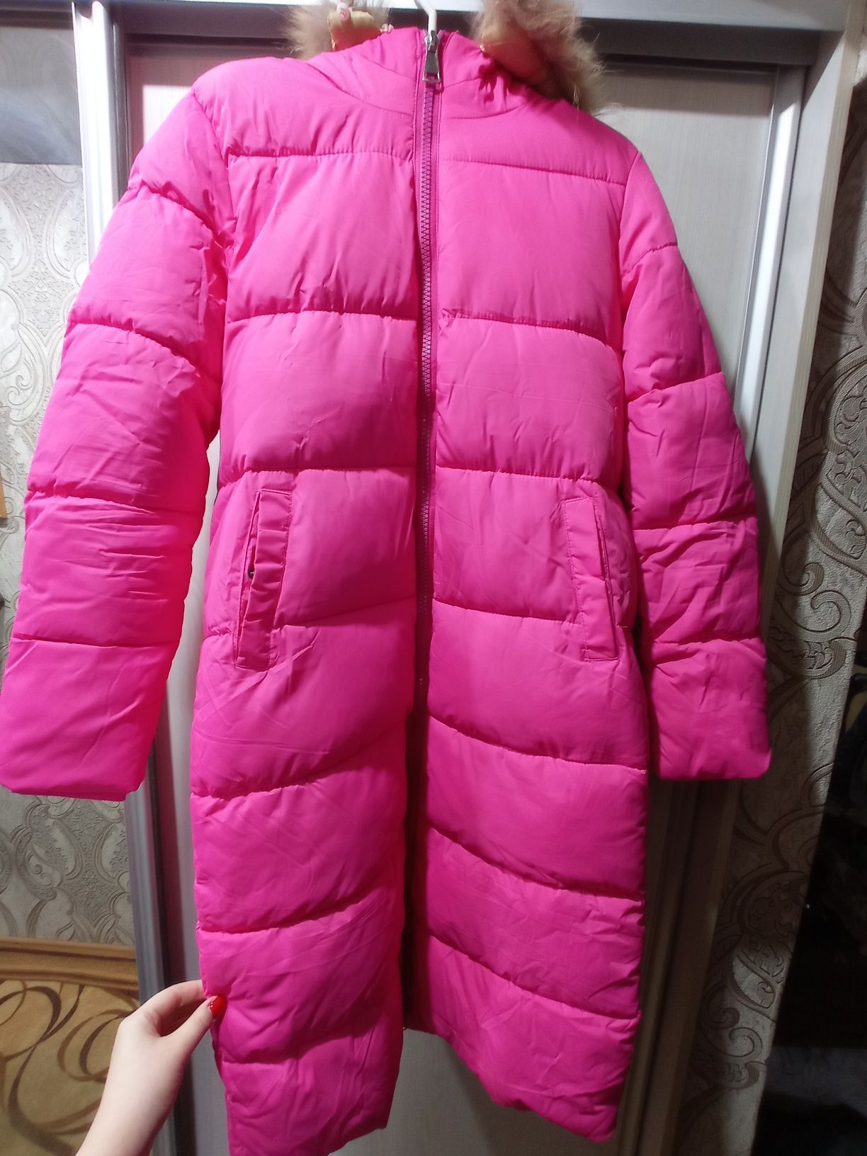 Женская зимняя куртка / женский пуховик