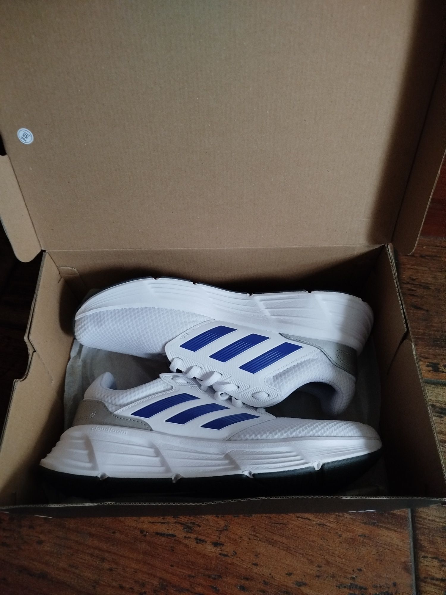 Adidas Galaxy 6 M