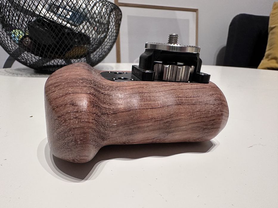 Panasonic GH5 + Lumix 12-60 + baterii + geanta Manfrotto +Smallrig