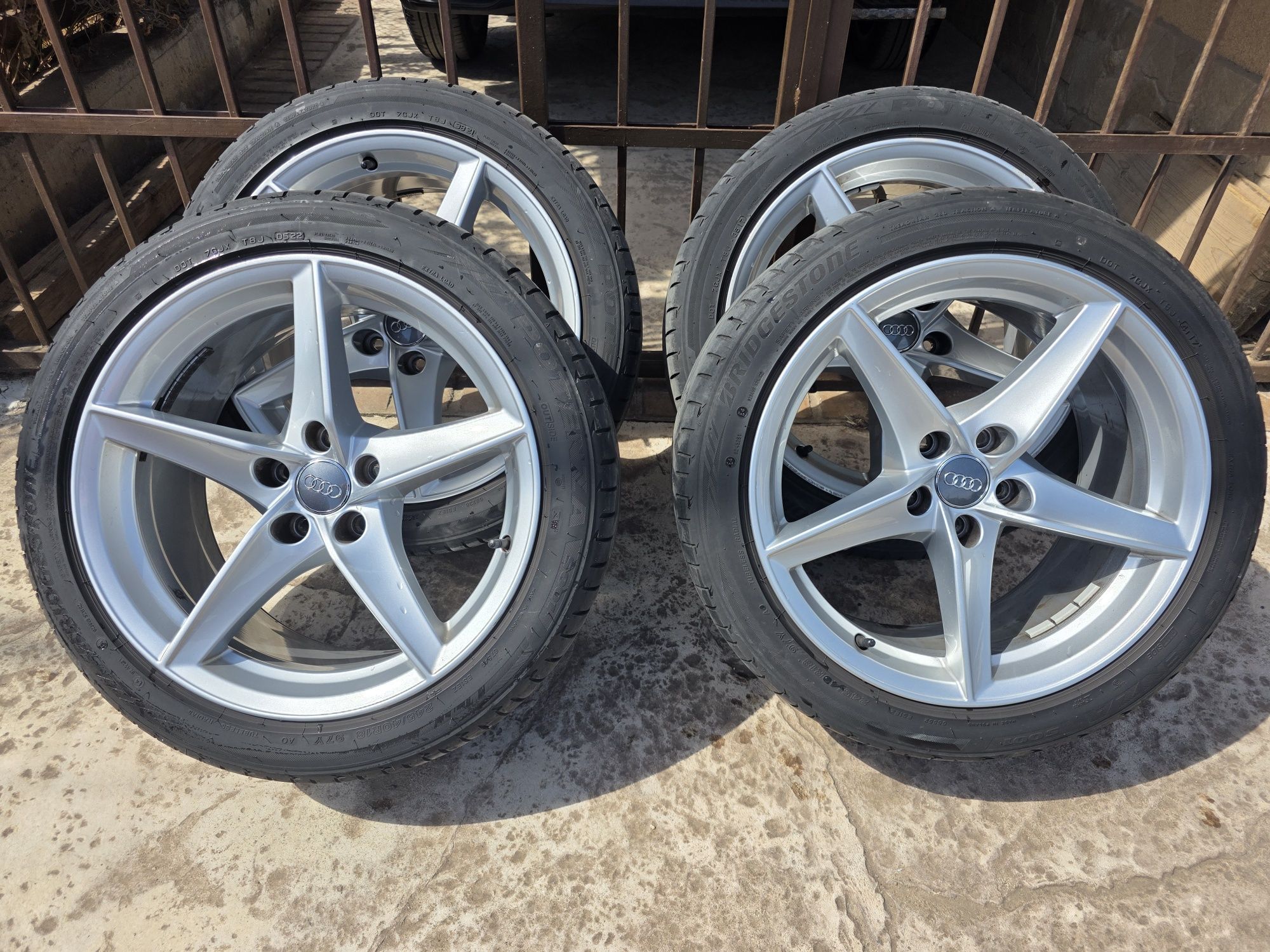 18 Ауди А5 Audi A5 джанти с летни гуми 245 40 18