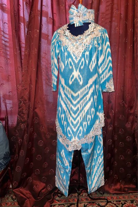 Адрас платье , сшит из дорого адраса