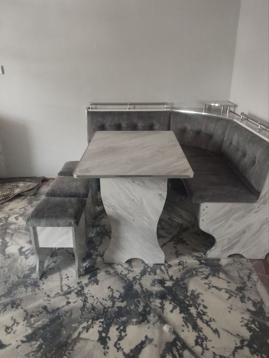 Srochni Ugalok sotiladi yangi ideal holatda