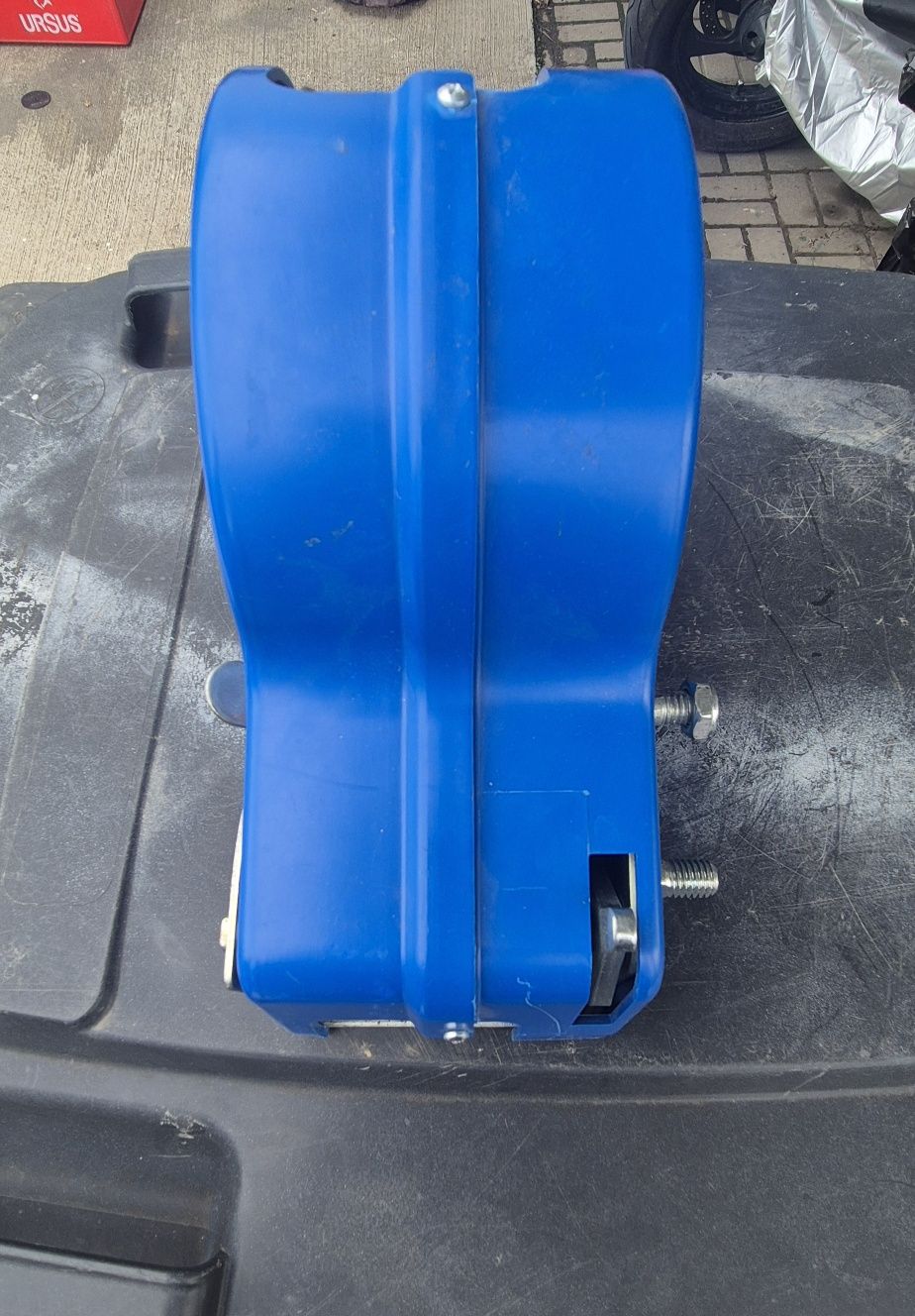 Troliu manual KNOTT 1150KG NOU