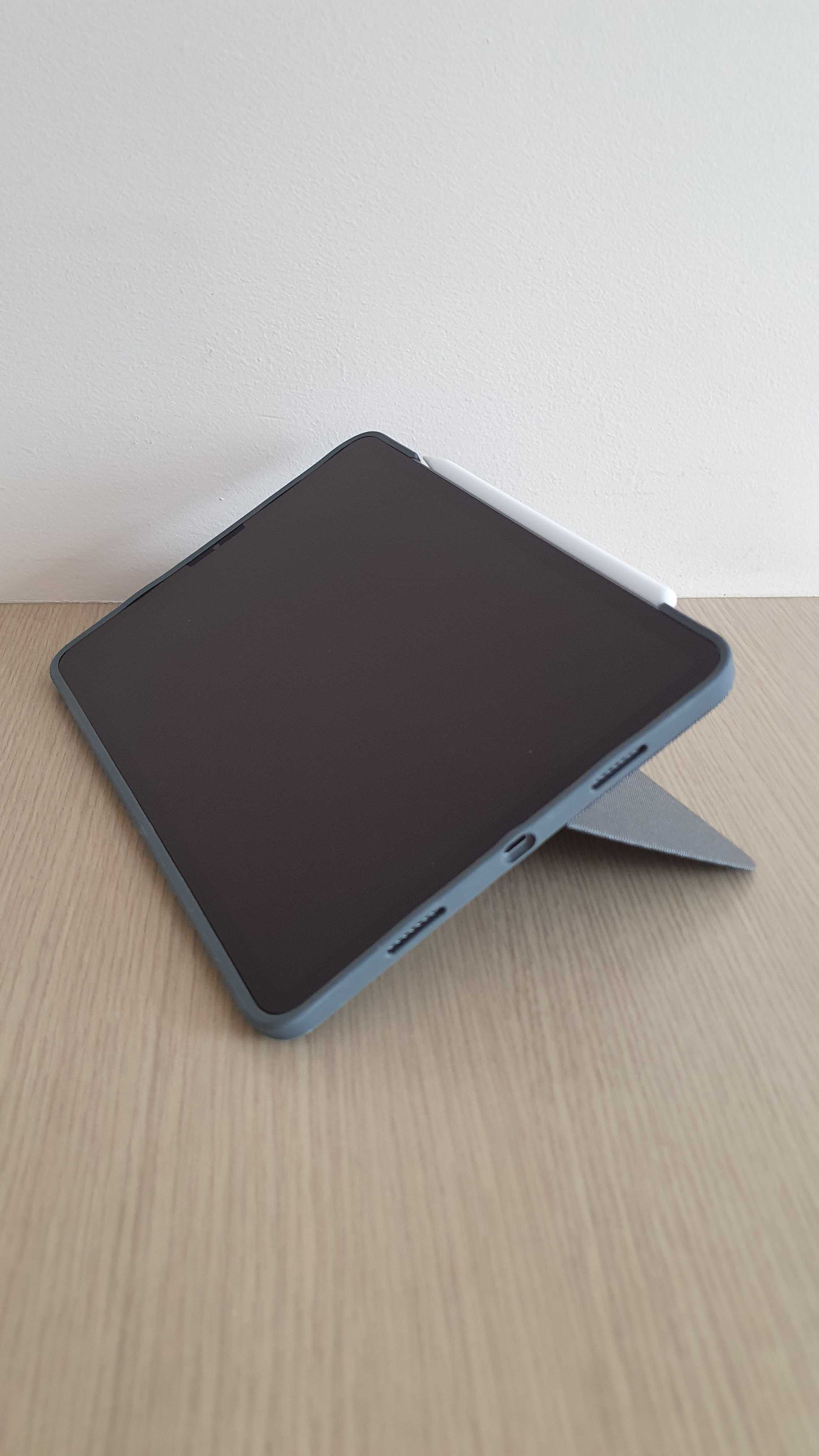 Logitech Combo Touch за iPad Pro 11" кейс, калъф, клавиатура, тракпад