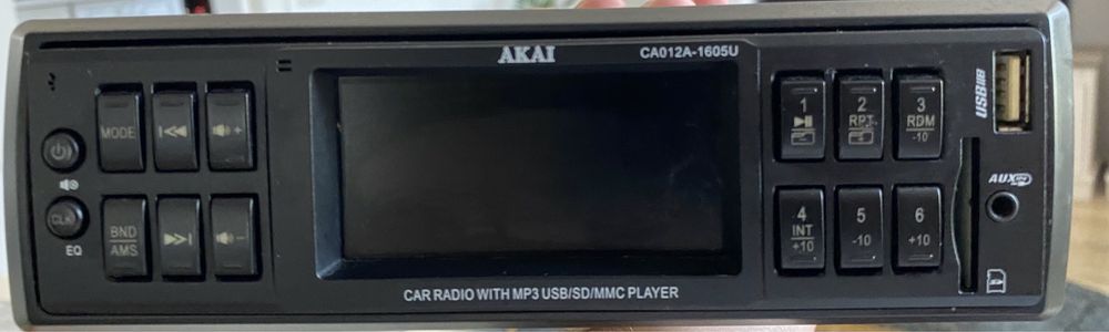 Radio AKAI CA012A-1605U
