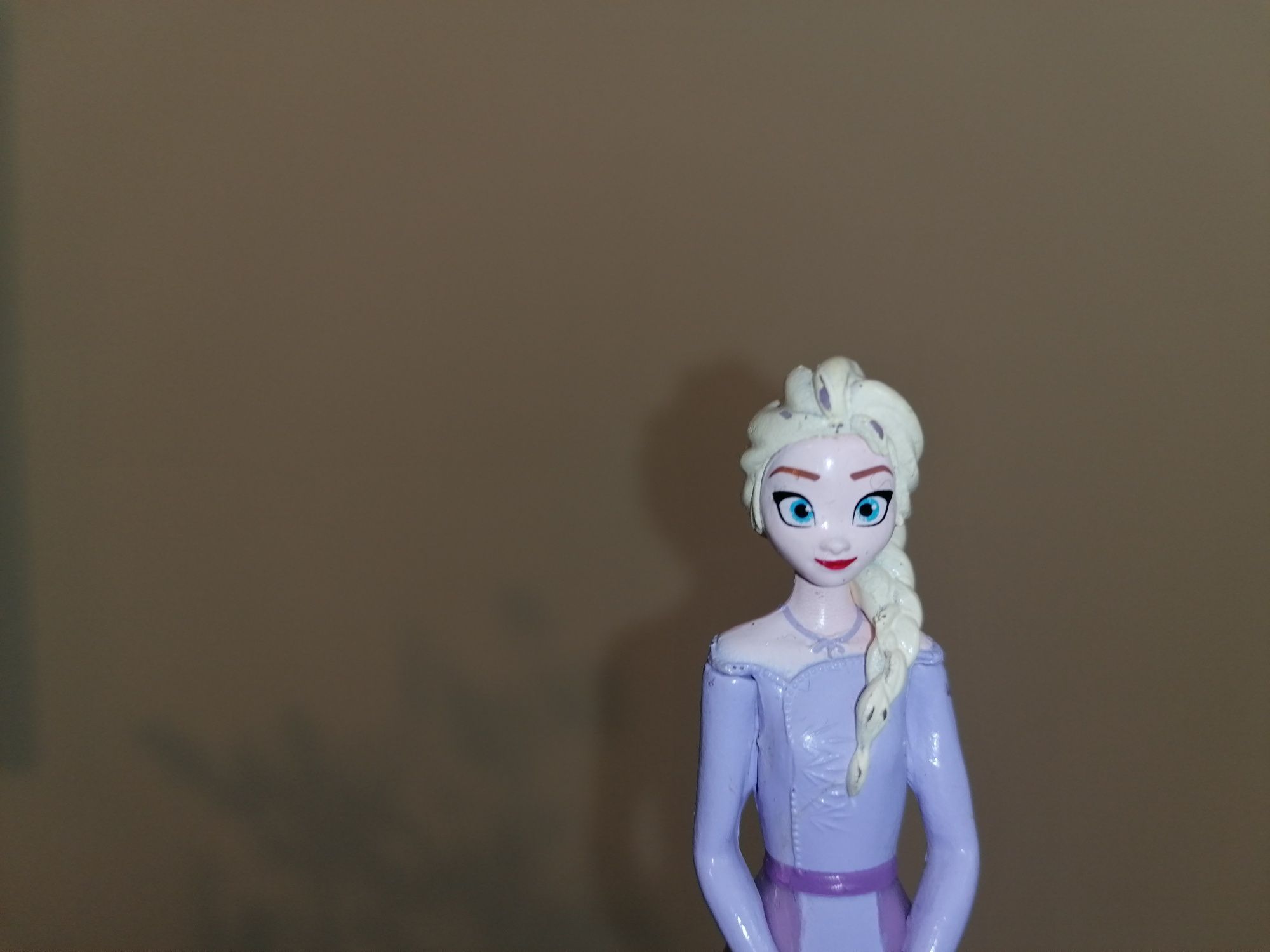 Figurine disney frozen /Elsa, ana