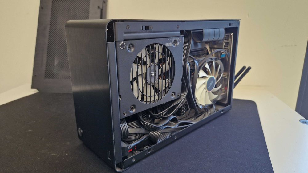 PC Gaming Compact – i7, 32GB RAM, RTX 2070, SSD 2TB