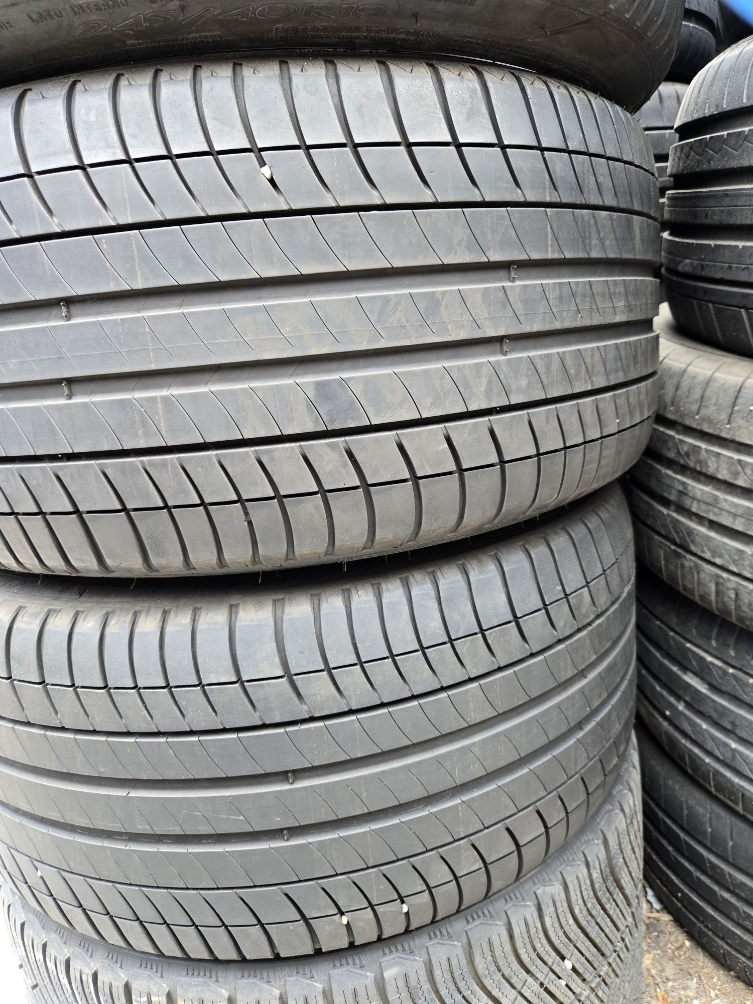 275 35 19 и 245 40 19 Michelin RunFlat летни.