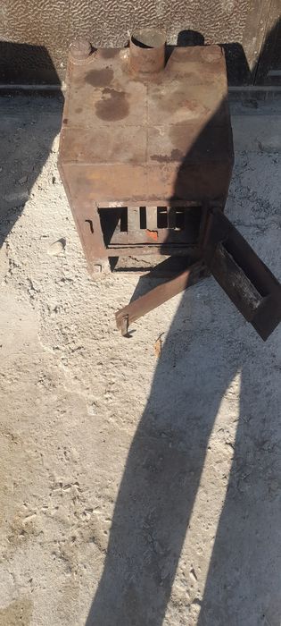 Продается железный печь буржуйка