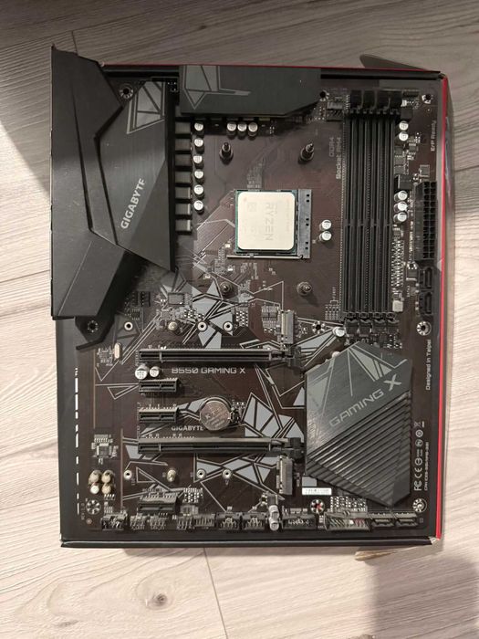 PC medium range - R7 5700x, Gigabyte B550 Gaming X, 32 GB DDR4 RAM