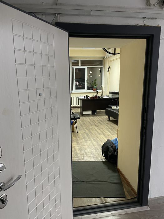 Сдается место в офисе