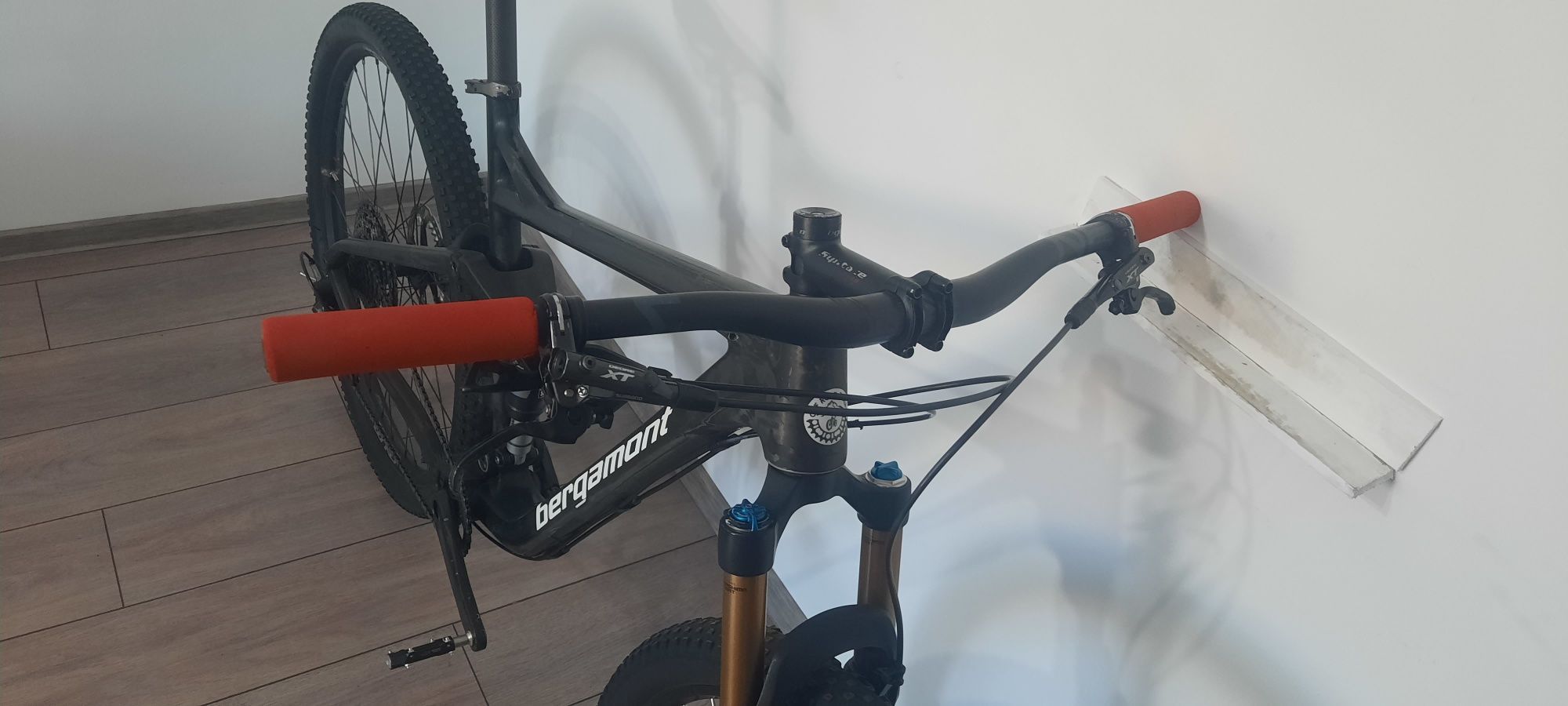 Full suspension carbon Bergamont