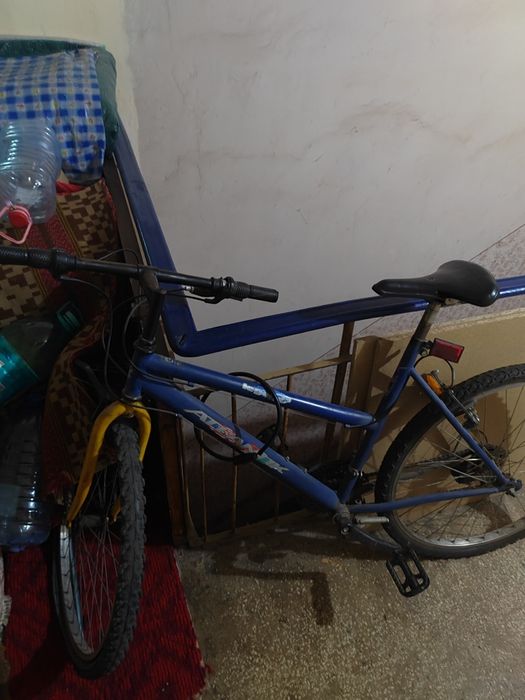 Bicicleta bună cu pedale
