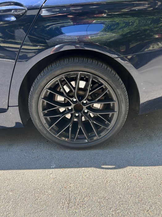 Vand sau schimb jante r19 bmw