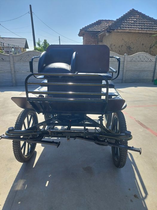 Vând trasura maraton