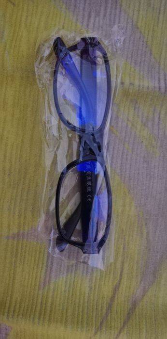 Отдам очки от зрения даром