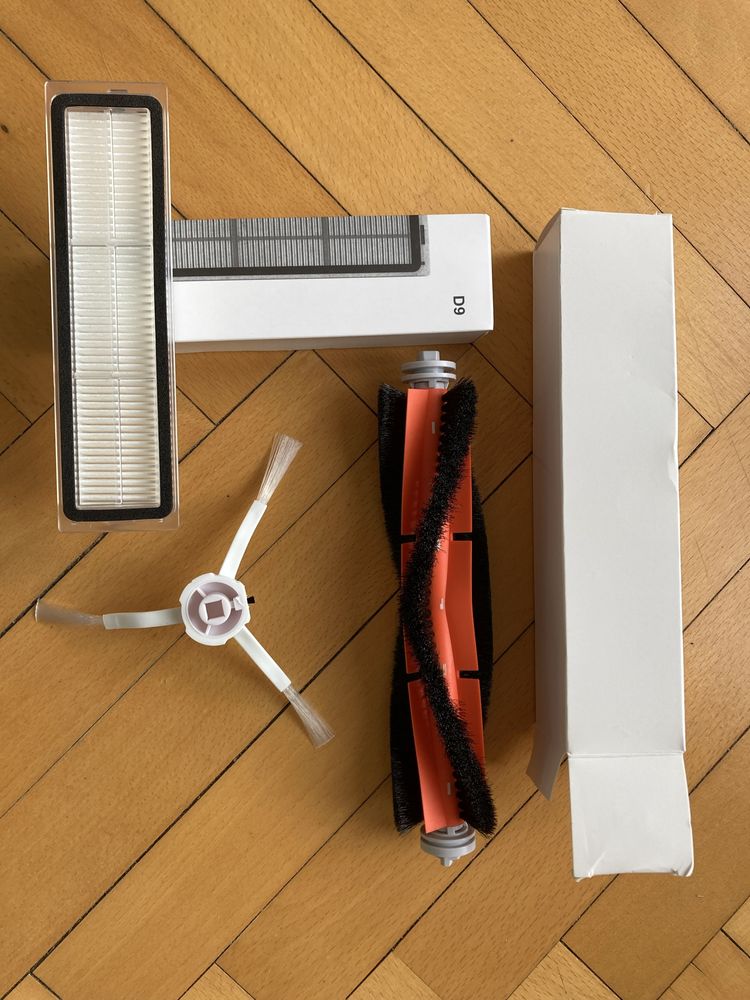 Четки и филтър за Xiaomi dreameD9