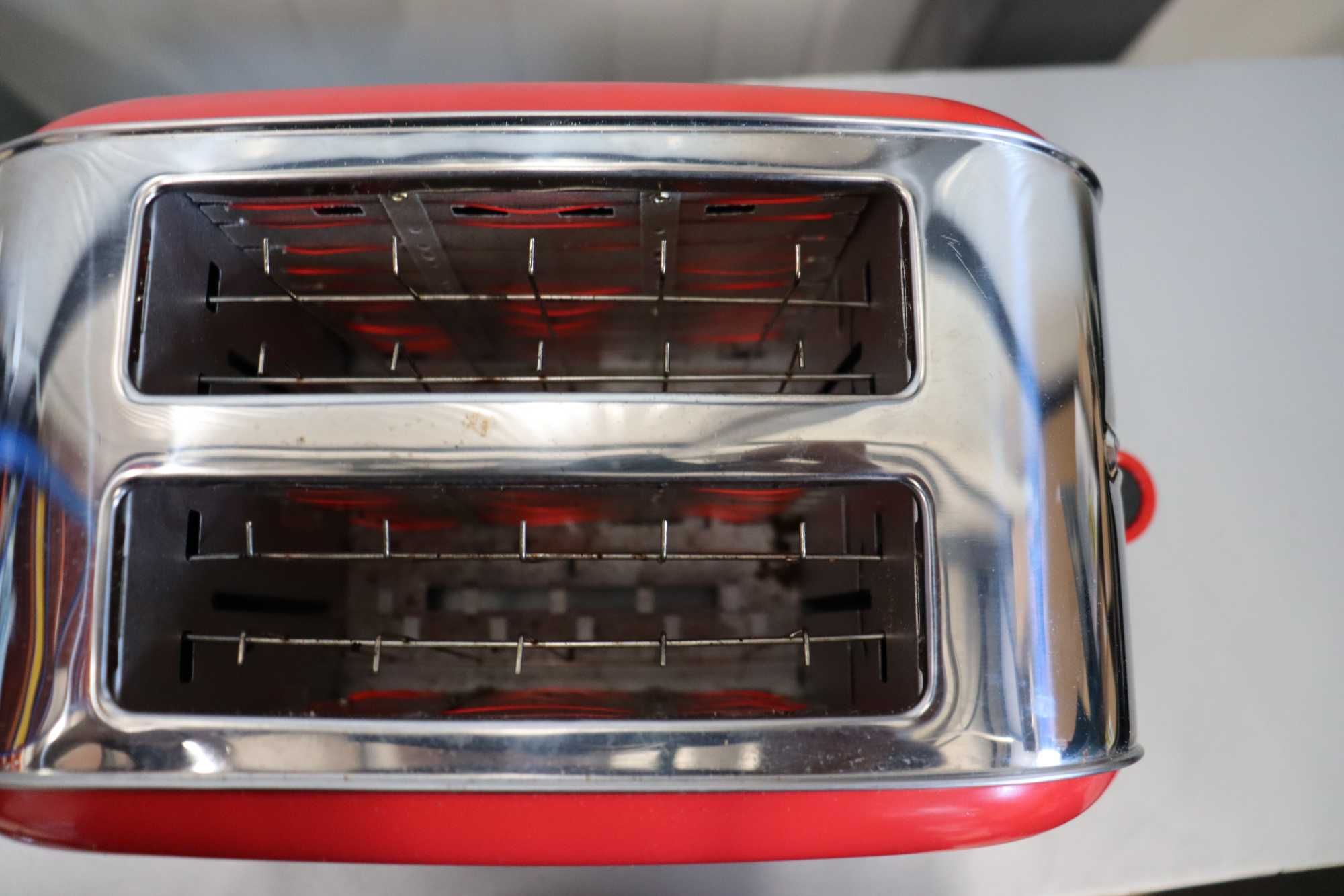 Тостер Cecotec Toastin' time 850 Red Lite. 850W, Капацитет за 2 филии