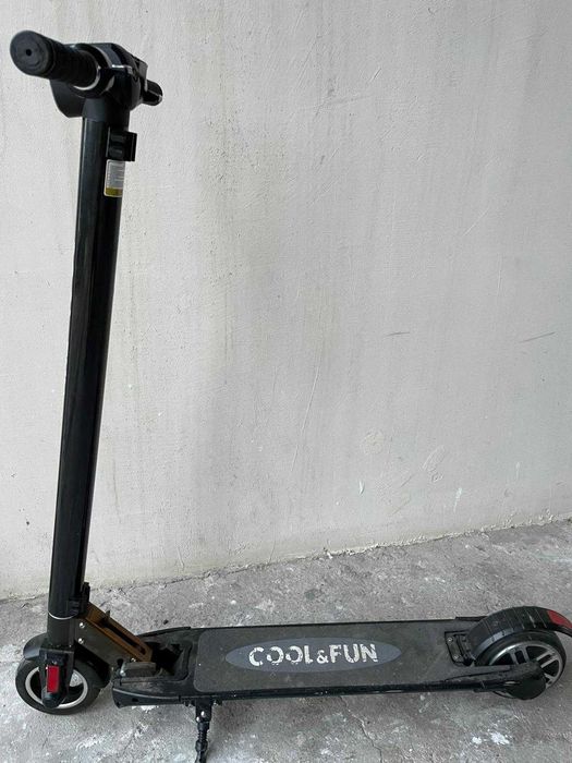 НАЙ ДОБРАТА ОФЕРТА Електрическа тротинетка Cool & Fun