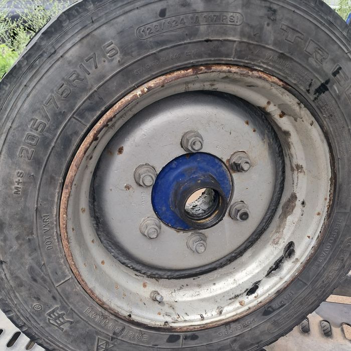 Продам диски размер 17.5 для прицепа количество 3шт в хорошем состояни