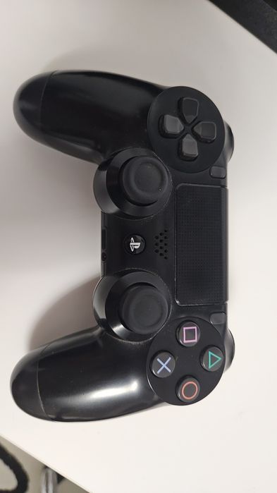 vand playstation 4 pro