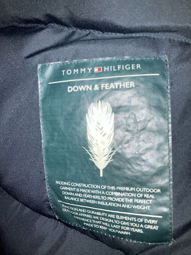 Geaca Tommy Hilfiger bomber cu puf