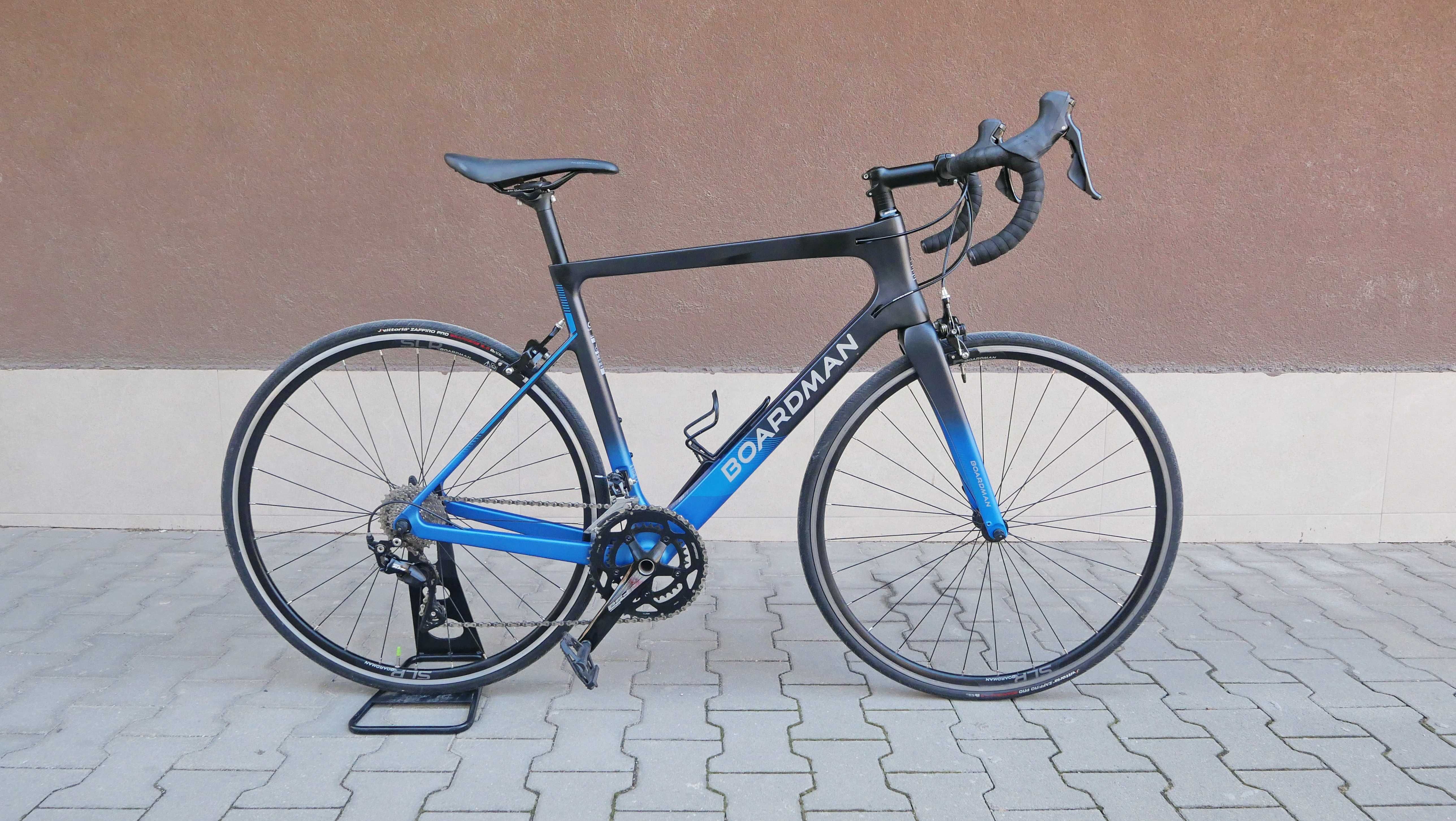 Boardman SLR, 8.9 кг карбон, 28 цола, 2х 11 Shimano 105 R7000