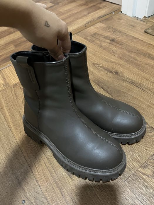 Зимние ботинки